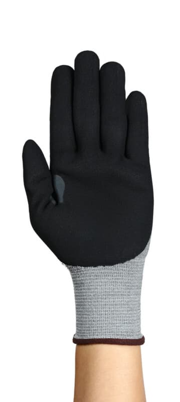 HyFlex® 11-571 Our lightest EN ISO CUT D & ANSI/ISEA 105-2024 CUT A4 glove* offering 3 times greater cut resistance**