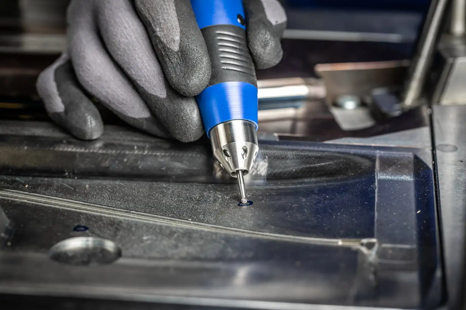Tungsten karbür yüksek performans freze MICRO top KUD çap 02x1,5 mm sap çapı 3 mm finisaj 2