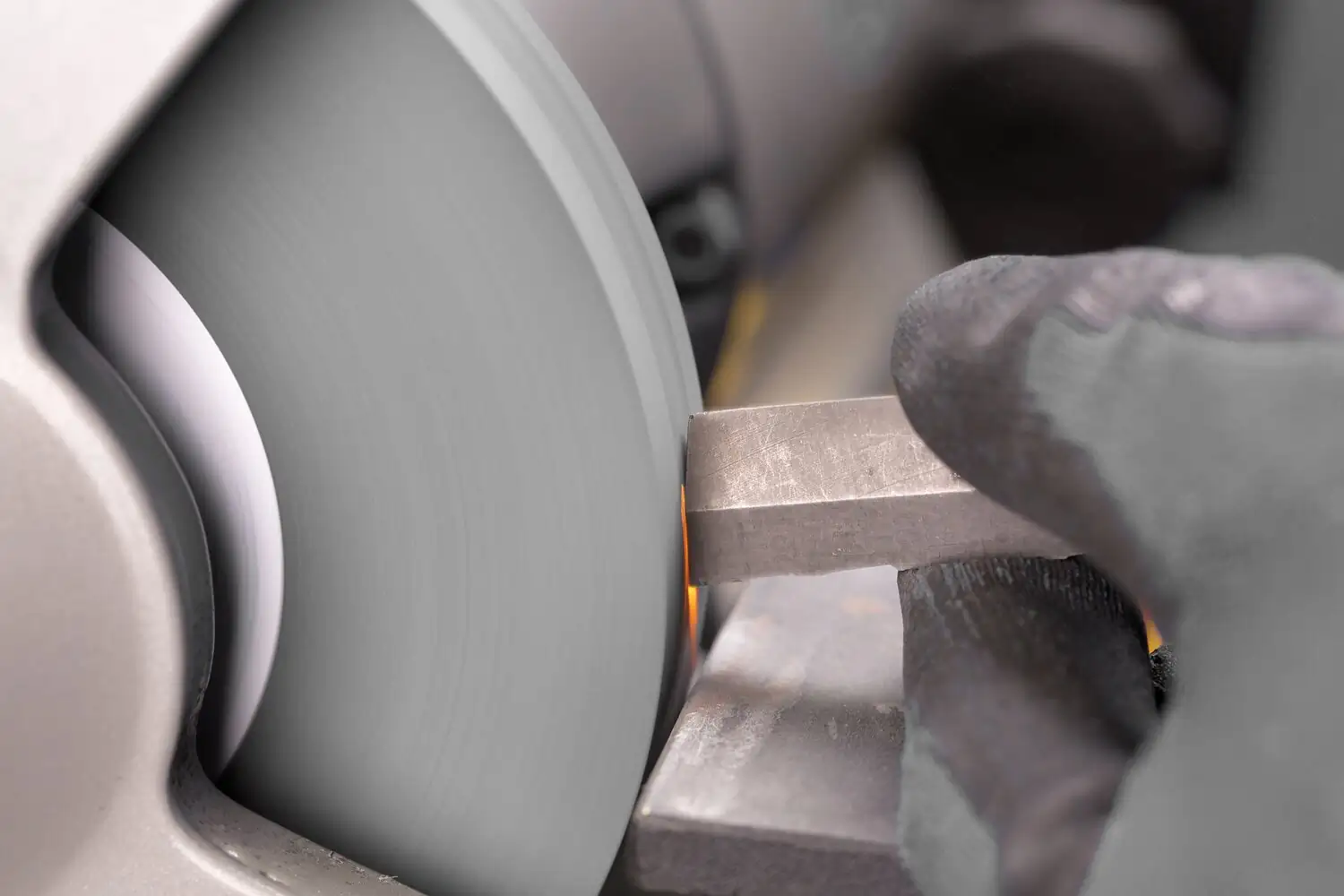 Masa üstü taşlama motoru diski çap 250x25 mm merkez deliği çap 51 mm SiC120, tungsten karbür gibi sert malzemeler için 2