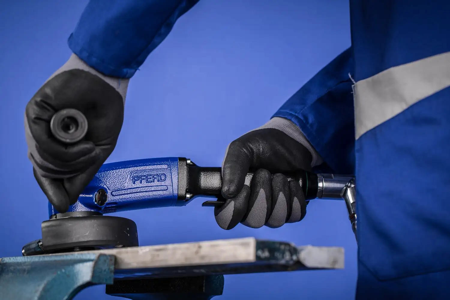 Havalı turbo açılı taşlama makinesi PWT 26/120 HV M14 125 mm çap için 12.000 RPM/2.600 watt 2