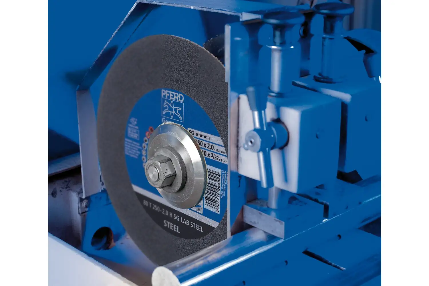 Laboratuvar kesme taşı T 250x2x32 mm Performans Serisi SG LAB STEEL çelik için 2