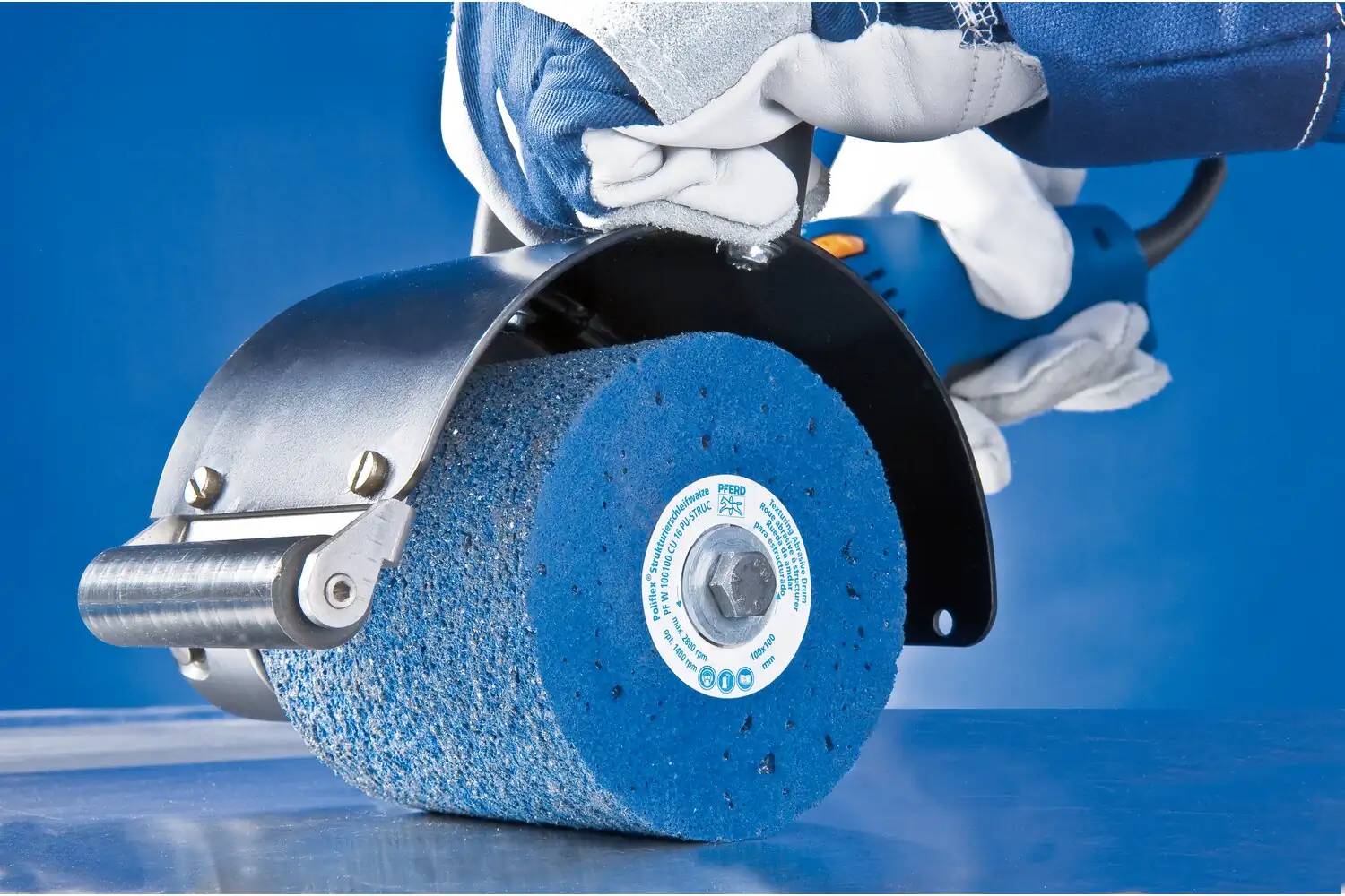 Poliflex rulo çap 100x100 mm merkez delik çapı 19 mm PU-STRUC SIC16 kamalı taşlama ile yapılandırma için 3