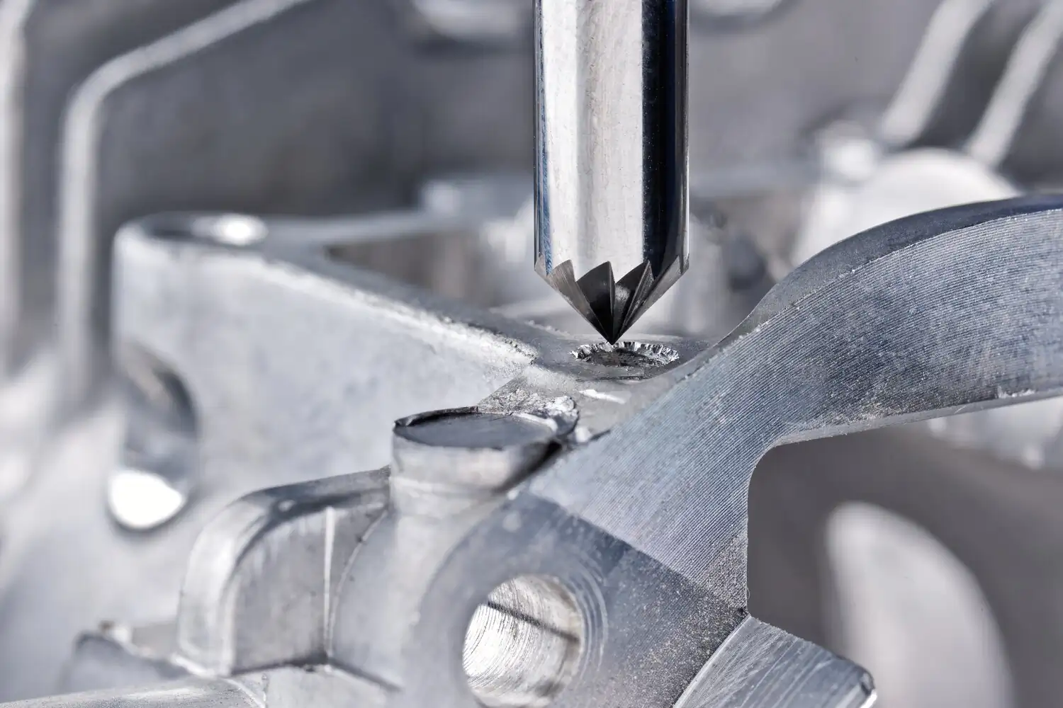 Tungsten karbür freze konik havşa tipi KSK 90 ° çap 06x03 mm sap çapı 6 mm Z3 Üniversal orta 2